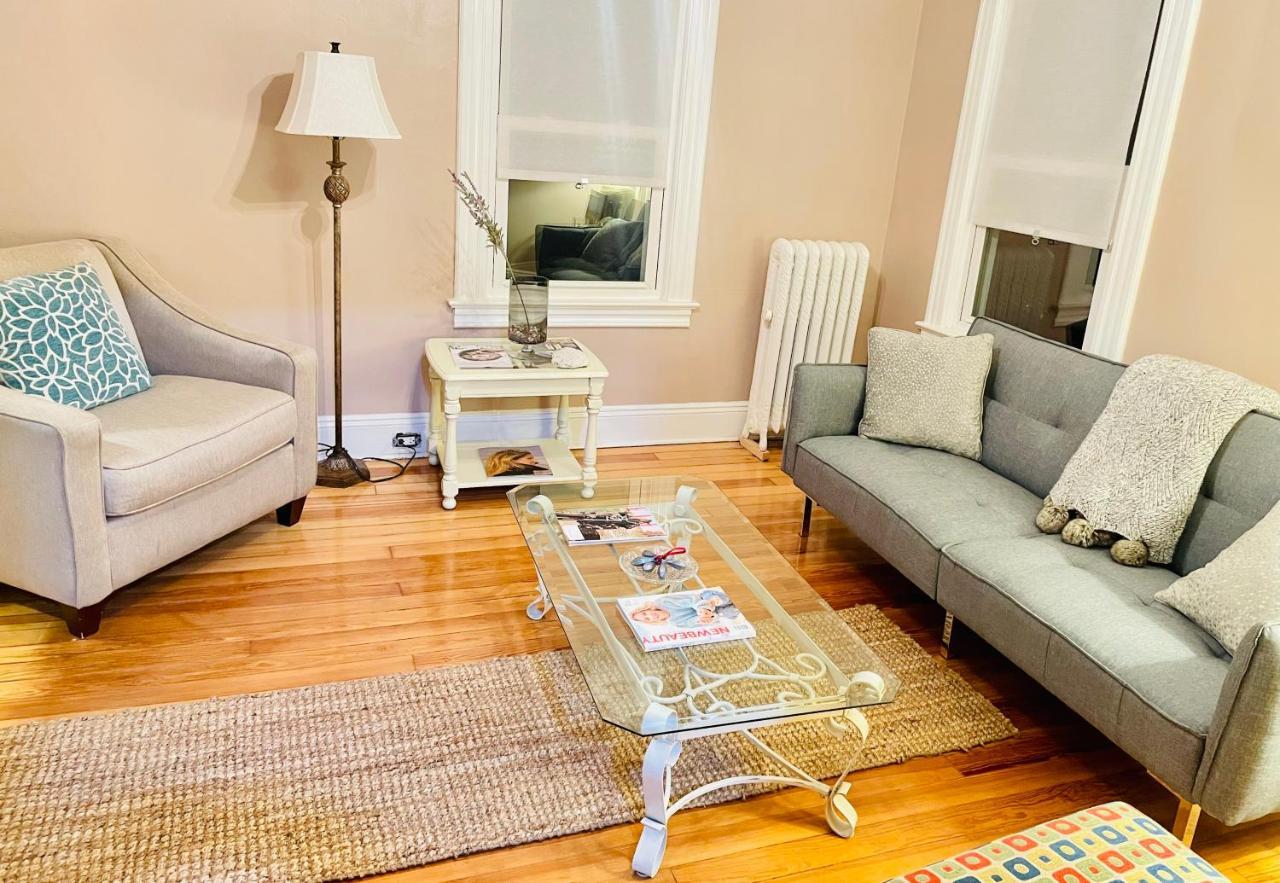 Delightful 2Br Apartment With Balcony - 15 Min From Mohegan Sun- Foxwoods Casinos & Mystic New London Exterior photo