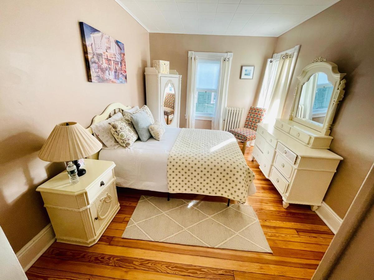 Delightful 2Br Apartment With Balcony - 15 Min From Mohegan Sun- Foxwoods Casinos & Mystic New London Exterior photo